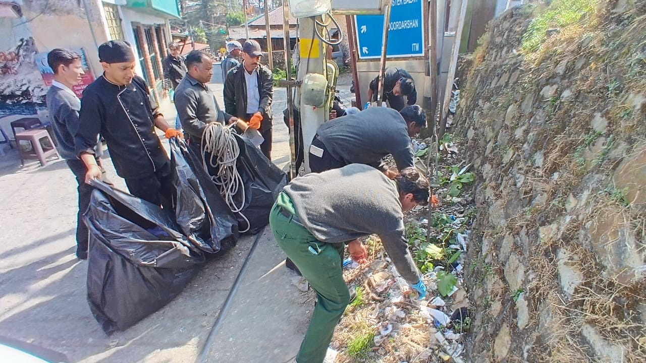 Rokeby Manor team conducts Cleanliness Drive to preserve Landour’s natural