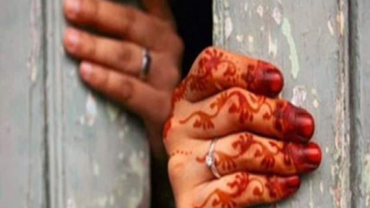 Rudrapur News: रुद्रपुर में धर्म छिपाकर फैलाया प्रेम जाल, मुस्लिम युवक ने हिंदू लड़की को फंसाया