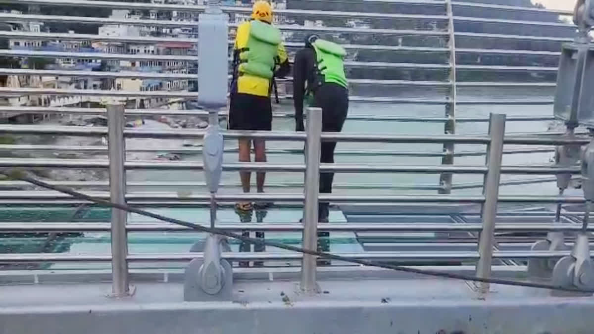 Tourist falls into Ganga from under-construction Glass Bridge in Rishikesh,