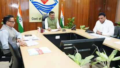 Uttarakhand News: नर्सिंग कोर्स की बढ़ेगी 1800 सीटें । नया