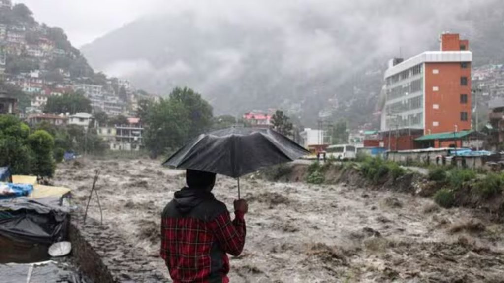 Uttarakhand Weather Update: चमोली, रुद्रप्रयाग समेत कई जिलों में बारिश, ठंड बढ़ने के आसार