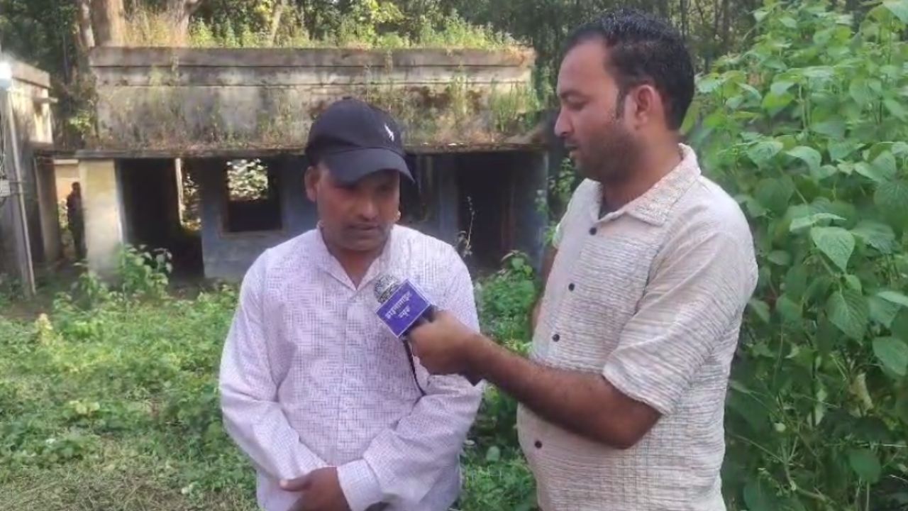 Video: 18 दिन से बूंद-बूंद को तरसे सीमांत गांव, 45