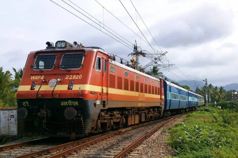 उत्तराखंड में दीपावली के बाद छठ के लिए ट्रेनें फुल,