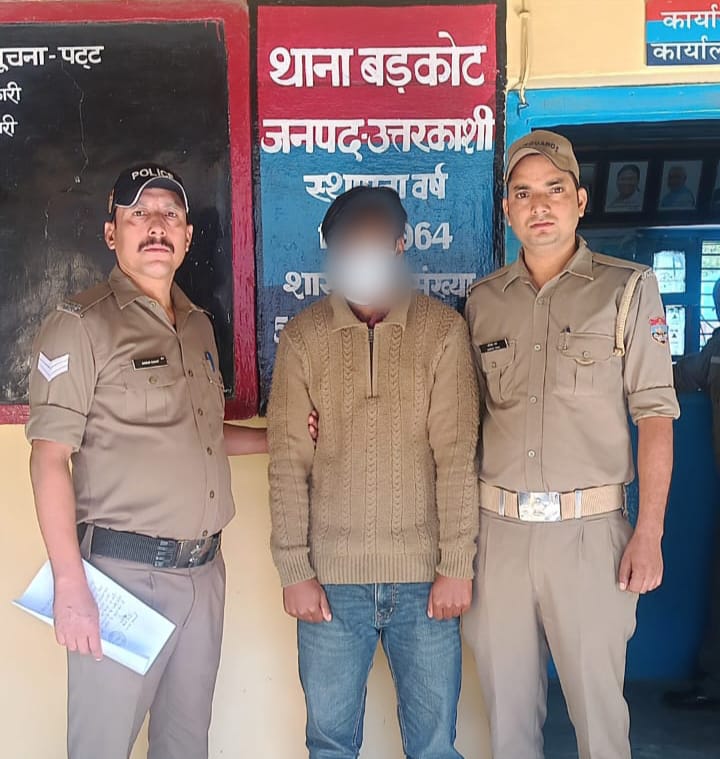 एक्शन: स्मैक सप्लाई करने वाला मुख्य डीलर मुस्कान गिरफ्तार -