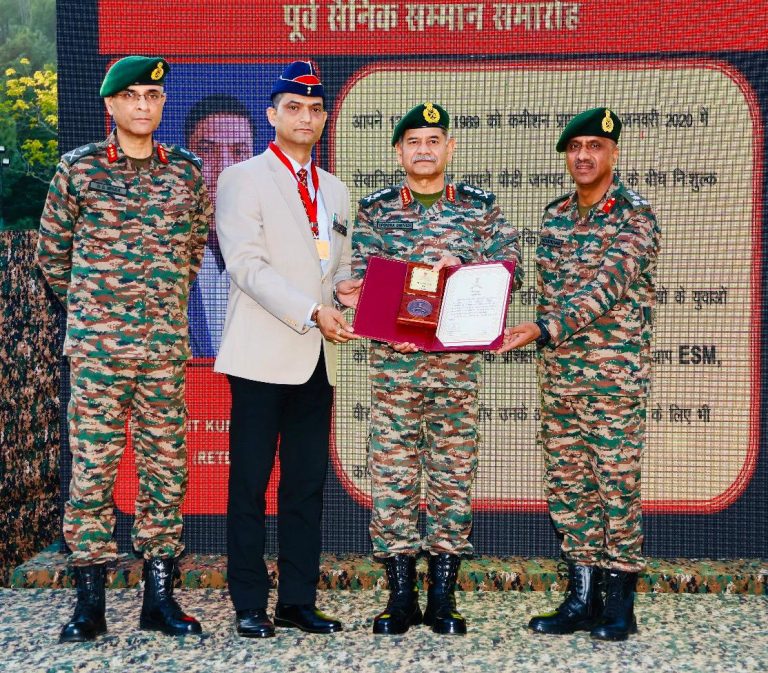 थल सेना अध्यक्ष ने मेजर ललित सामंत को किया सम्मानित: