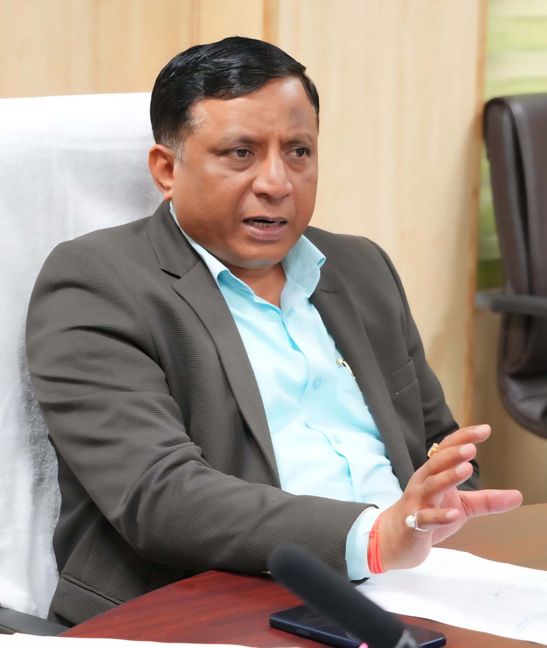 Banshidhar Tiwari urges officials to boost public outreach on Govt