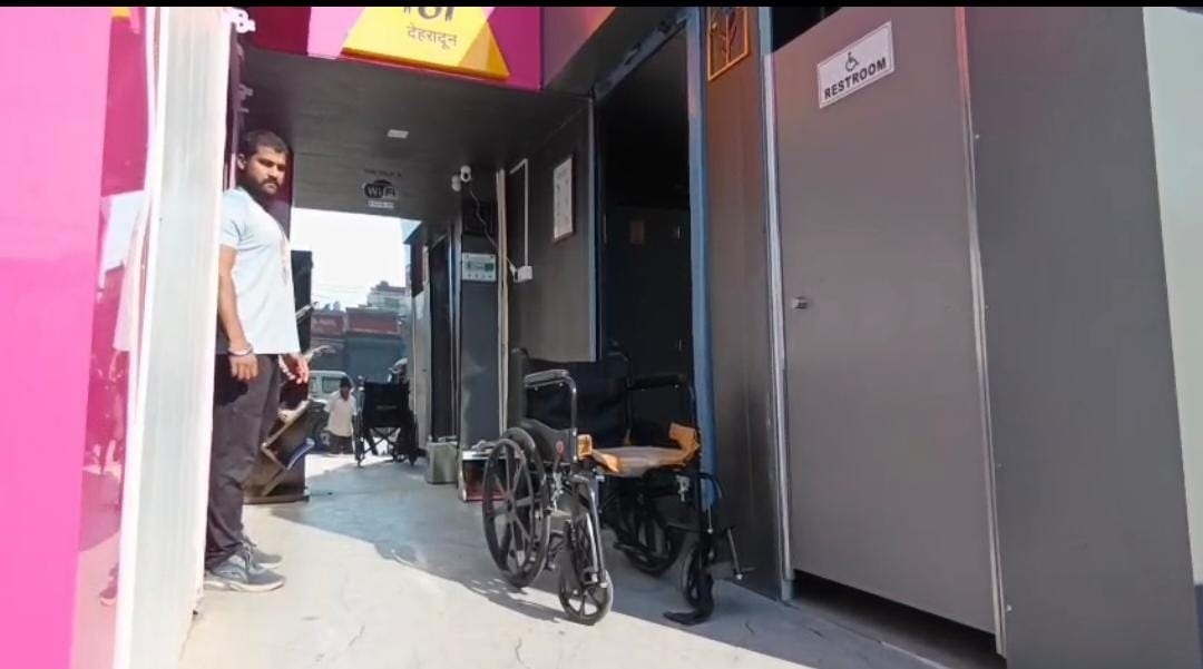 Doon’s first Smart Pink & Grey Toilets ready in Premnagar