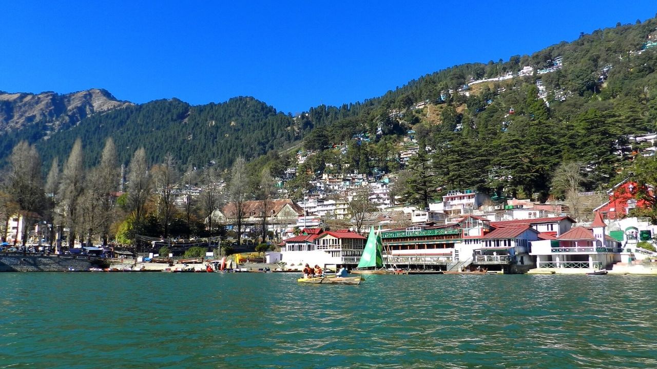 Happy Birthday Nainital: पहाड़ों की गोद में बसा हरियाली और