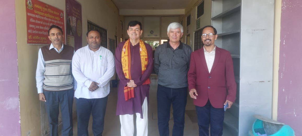 Indians should embrace Hindi with pride: Charles Thomson