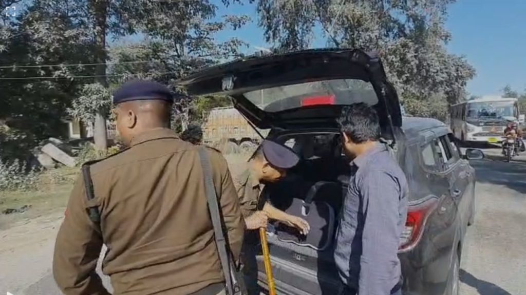 Ramnagar Traffic Police: चप्पे-चप्पे पर ट्रैफिक पुलिस की पैनी नजर, रामनगर में शुरू हुआ खास अभियान