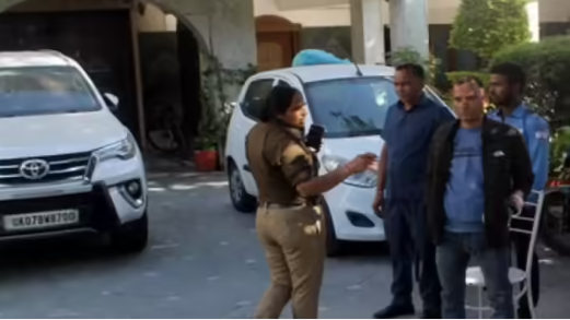 उत्तराखंड: आयकर विभाग के 100 अधिकारी कारोबारी-बिल्डरों पर रेड मारने