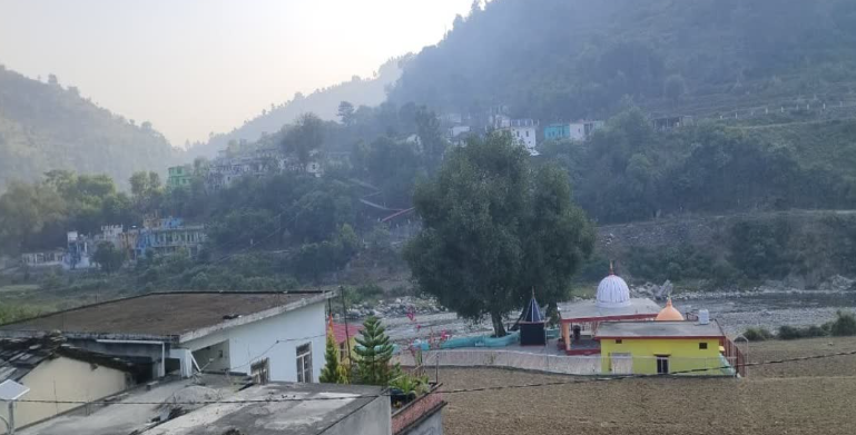 उत्तराखंड में आज बारिश का अलर्ट, इन जिलों में बर्फ