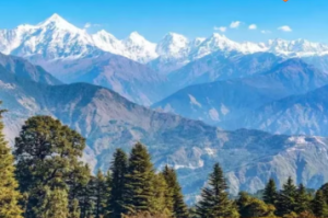 उत्तराखंड में सूखी ठंड का कहर, कोहरे के साथ पाले