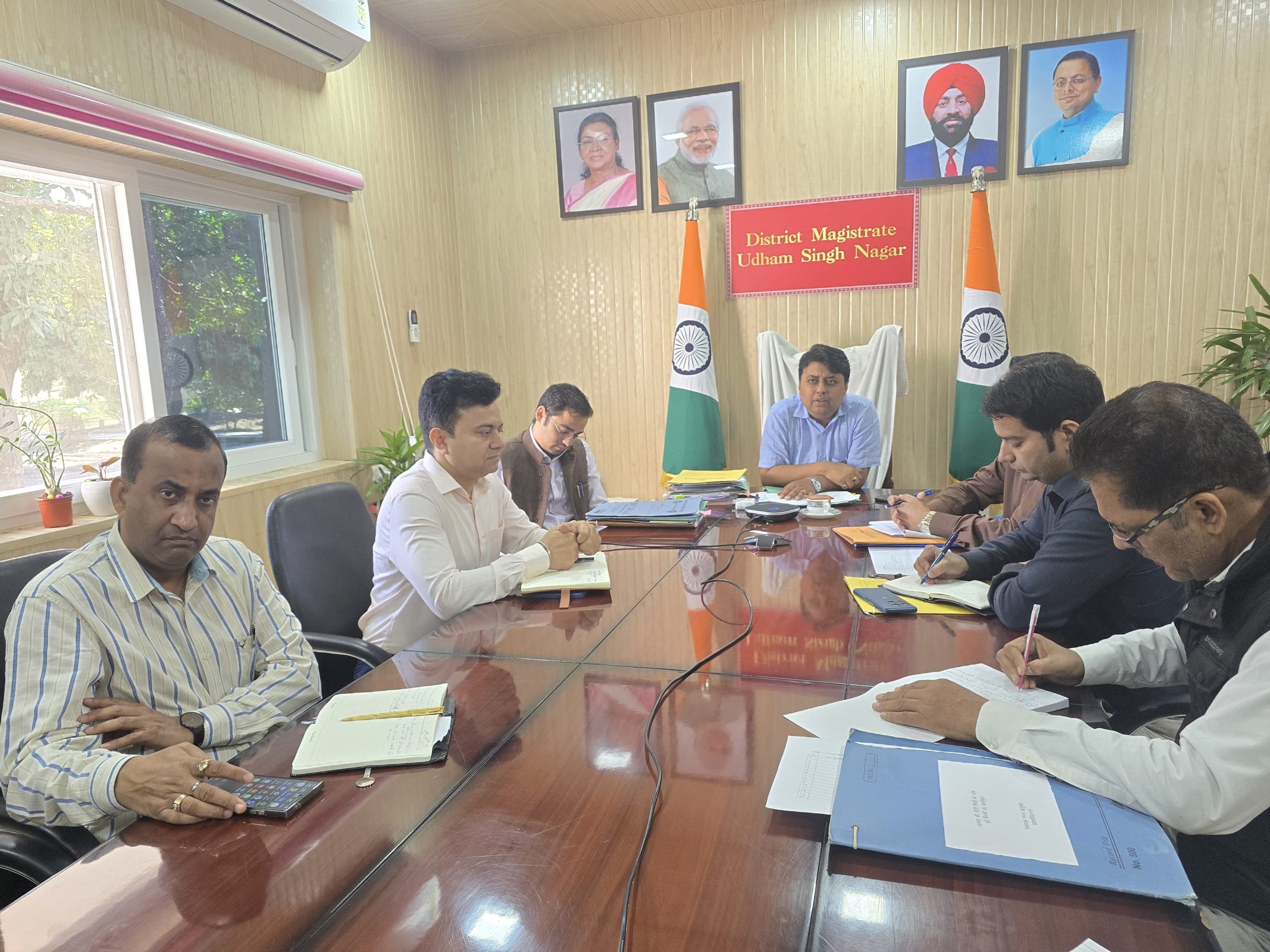 चीनी मिलों में गन्ना पेराई बुधवार से प्रारंभ, पड़े पूरी