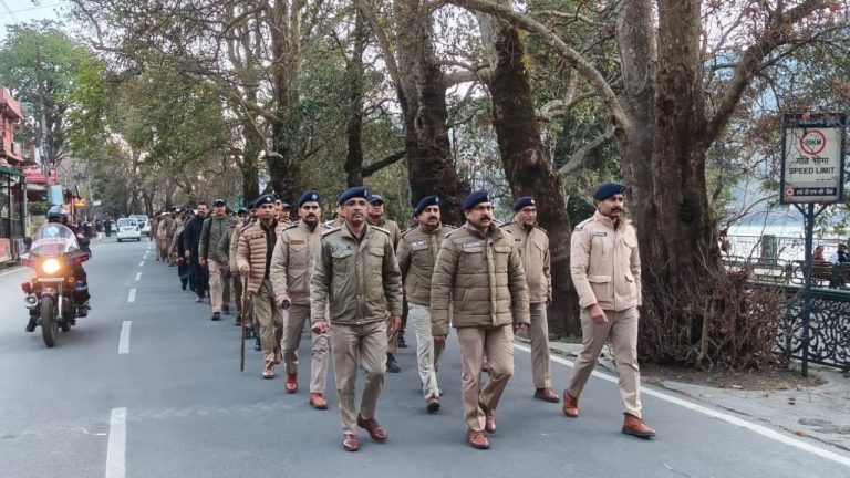 दिल्ली धमाके के बाद नैनीताल में सुरक्षा चाक-चौबंद, पुलिस ने शुरू किया सघन चेकिंग अभियान