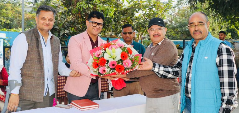 देहरादून से शुरू हुआ नशा मुक्ति अभियान: विद्यार्थियों ने लिया