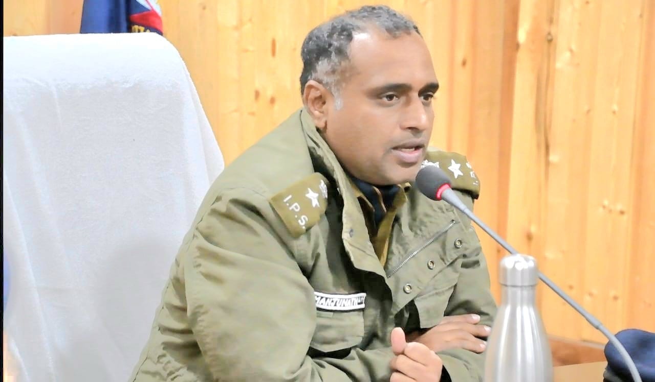 नैनीताल पुलिस ने शादी सीजन में यातायात सुगम बनाने के लिए कड़े नियम लागू किए