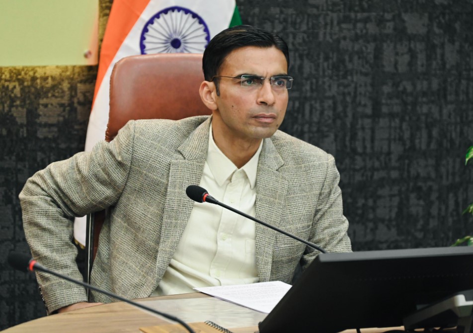 बच्चों से उनका बचपन, शिक्षा छीनने वालों को बख्शा नहीं