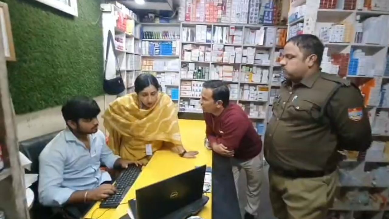 रामनगर में ड्रग्स विभाग की बड़ी कार्रवाई: कई मेडिकल स्टोर बंद, लाइसेंस निलंबन की चेतावनी