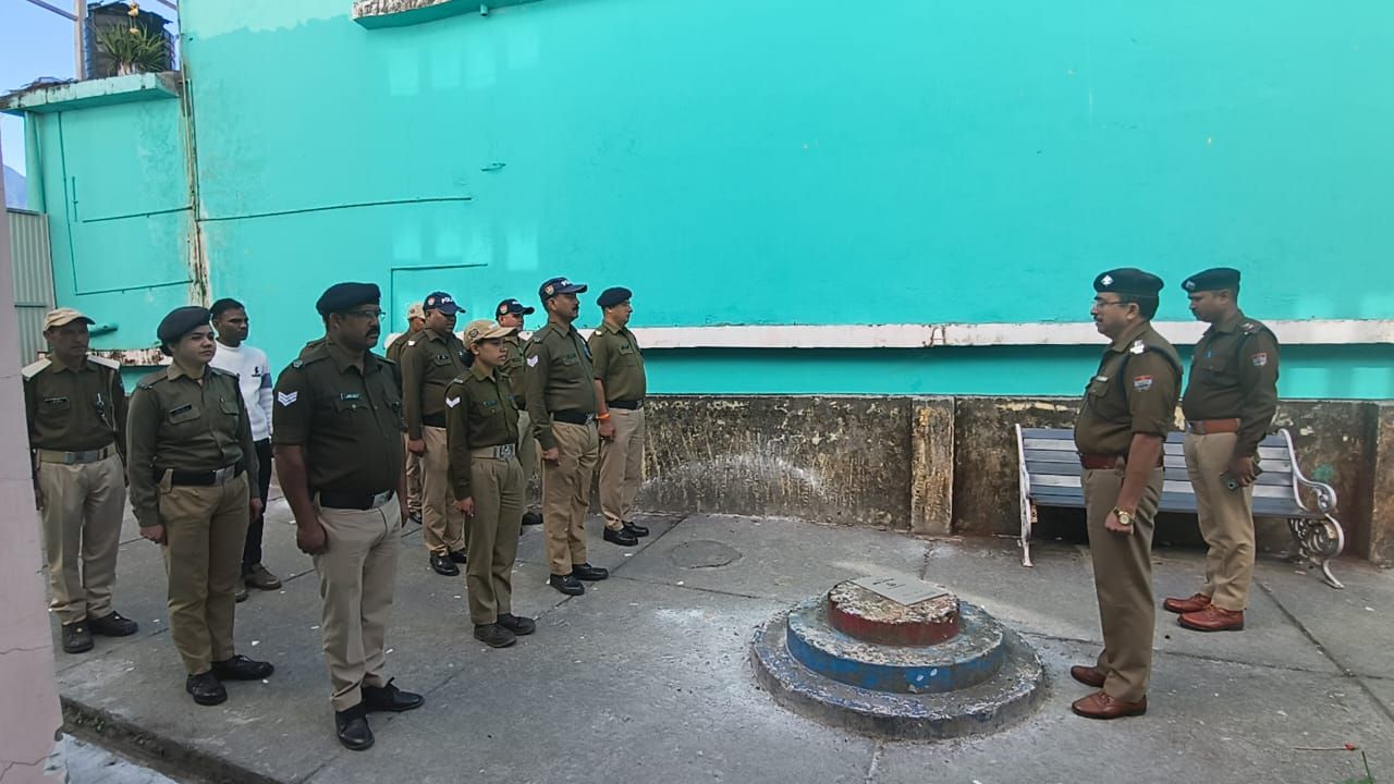 वंदे मातरम के 150 वर्ष: रुद्रप्रयाग पुलिस ने आयोजित किया भव्य कार्यक्रम, देखें Video