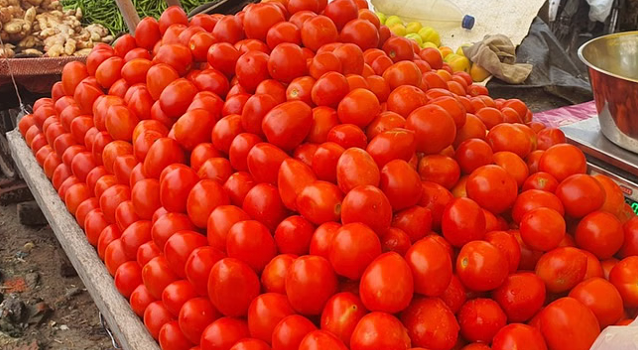 सर्दियों की दस्तक के साथ बढ़े सब्जियों के दाम, दामों