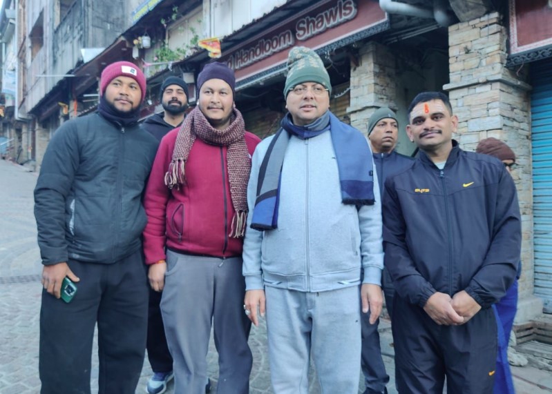 सीएम धामी ने नैनीताल में मॉर्निंग वॉक के दौरान जनता