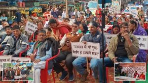 स्थायी राजधानी की मांग से गूंजा उत्तराखंड! स्थापना दिवस पर UKD कार्यकर्ताओं का सड़कों पर प्रदर्शन