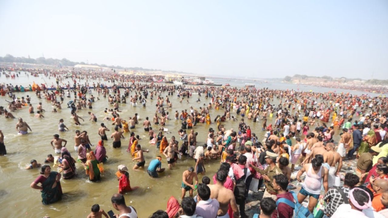 हरिद्वार में अर्धकुंभ 2027 की तैयारी तेज: अपर गंग नहर पर बन रहे नए घाट, श्रद्धालुओं को मिलेगी बेहतर सुविधा