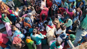 हाथी के हमले में मारे गए छात्र का अंतिम संस्कार,