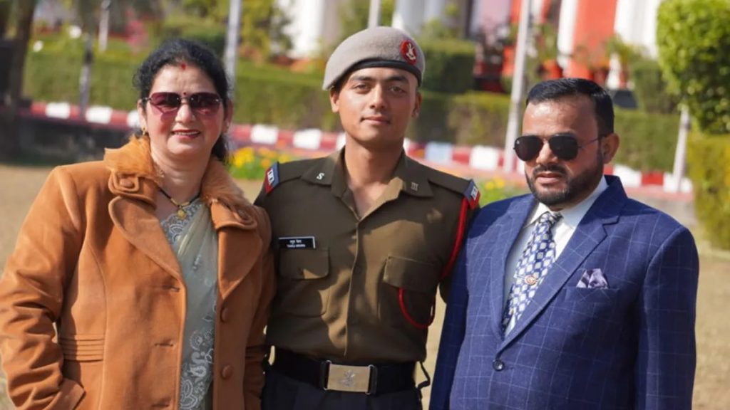 नैनीताल के तनुज मेहरा बने भारतीय सेना में लेफ्टिनेंट, जिले का बढ़ाया मान