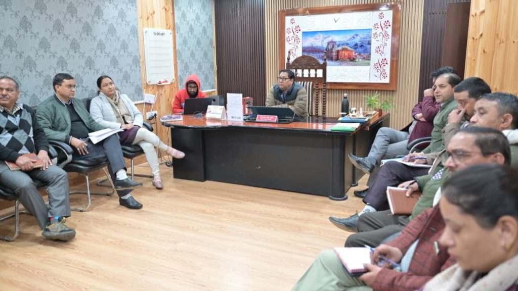 रूद्रप्रयाग: घास काटने गई महिला पर भालू का हमला, गंभीर हालत में श्रीनगर रेफर