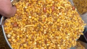 200 रुपये किलो से शुरू, नैनीताल की सबसे फेमस नमकीन की दुकान