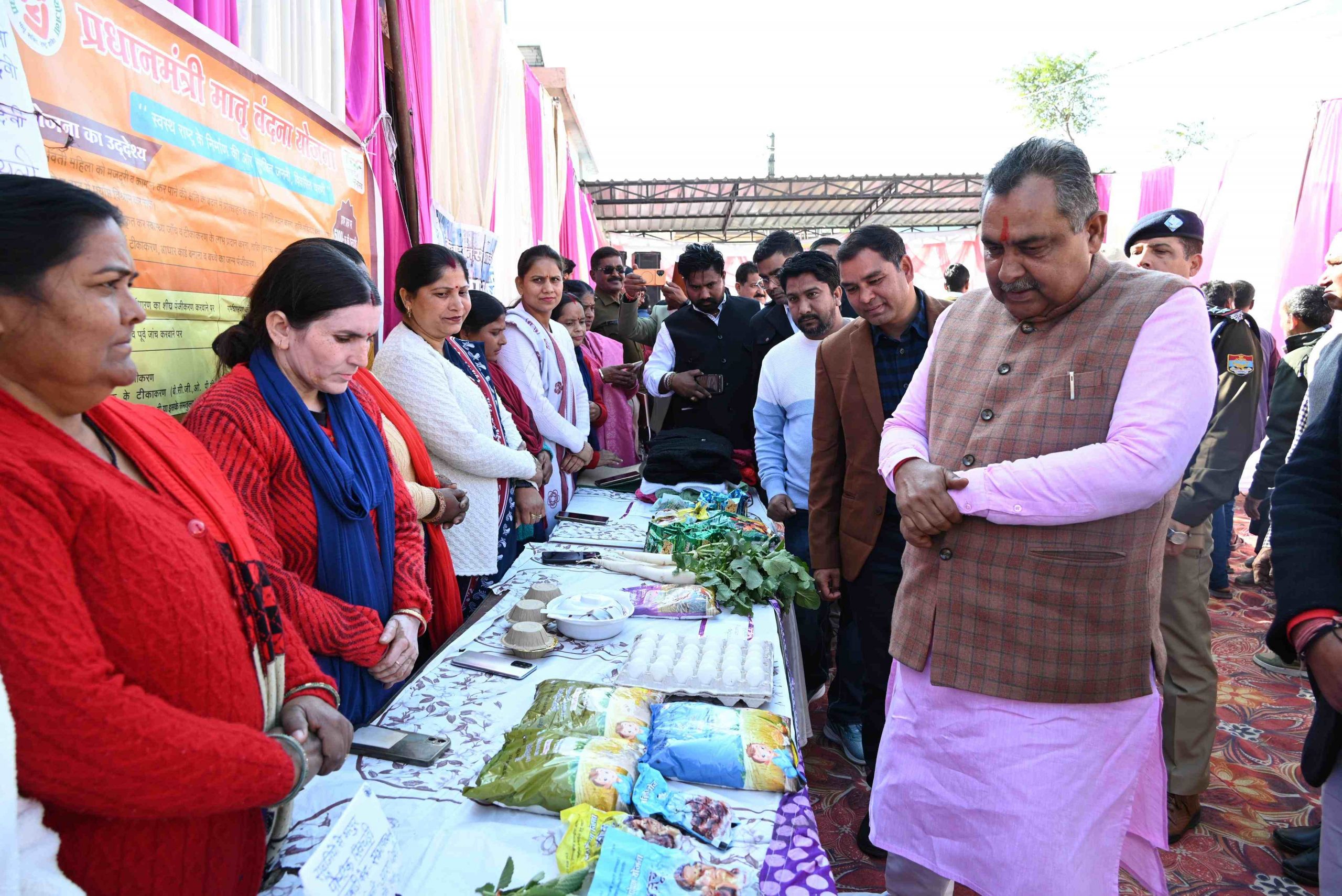 Admin holds multi-purpose camps in Sabhawala and Kalsi in Dehradun