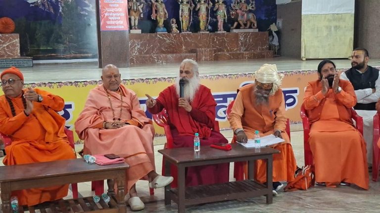 Haridwar: अर्धकुंभ की तैयारियों पर संत समाज नाराज, आश्रमों की उपेक्षा का लगाया ये आरोप