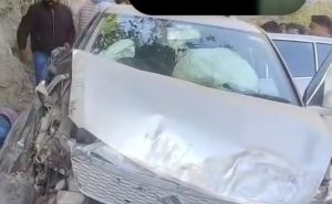 Nainital Road Accident: नैनीताल में फिर दिखा सड़क हादसे का कहर, दो कारें आमने-सामने टकराई; कई लोग घायल