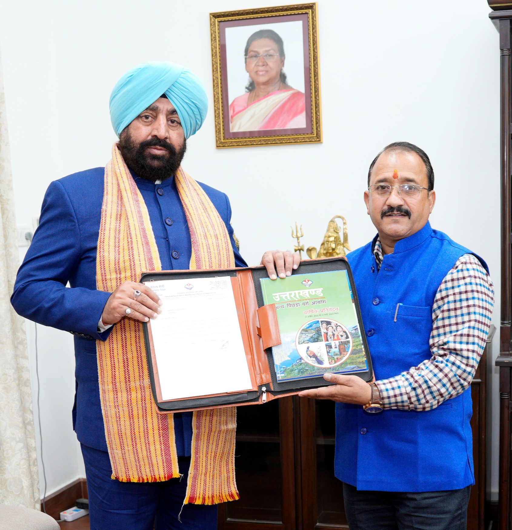 OBC Commission Chairman calls on Governor