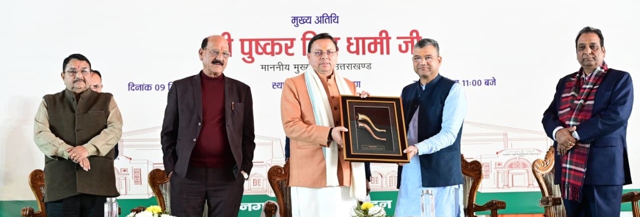 Occasion to celebrate achievements, prepare for future challenges: Dhami