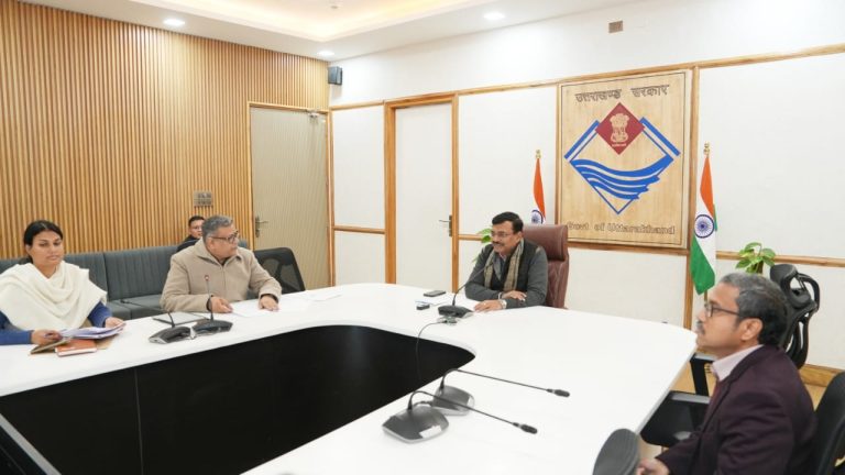 Uttarakhand News : वायु गुणवत्ता में सुधार के लिए मंथन,