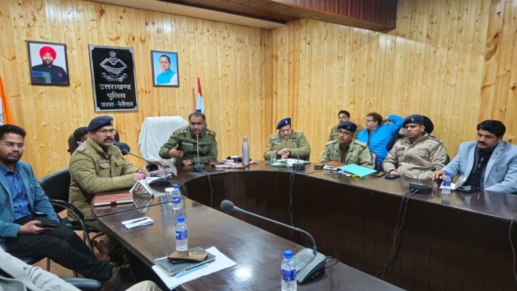 Winter Carnival 2025: नैनीताल में लाखों सैलानियों की तैयारी, SSP ने संभाला मोर्चा, अलर्ट मोड में पुलिस