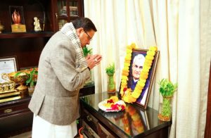 अटल बिहारी वाजपेयी की जयंती पर सीएम धामी ने दी श्रद्धांजलि