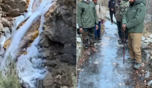 उत्तराखंड में कड़ाके की ठंड, गंगोत्री धाम में जम गए