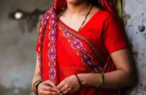 उत्तराखंड में बेटा भगाकर लाया दोगुनी उम्र की महिला...तो पिता