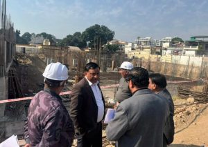 एमडीडीए उपाध्यक्ष का डोईवाला से ऋषिकेश तक औचक निरीक्षण, विकास कार्यों की गुणवत्ता पर सख्त निर्देश