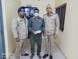 काठगोदाम में चल रहे सट्टा कारोबार पर पुलिस का शिकंजा, युवक गिरफ्तार