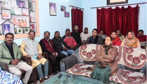 कैबिनेट मंत्री रेखा आर्या ने कार्यकर्ताओं संग सुना ‘मन की बात’ कार्यक्रम