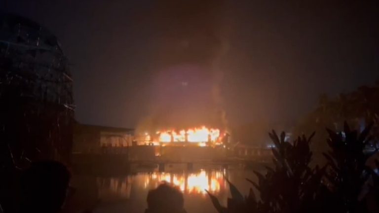 गोवा में रेस्टोरेंट-कम-क्लब में भीषण आग, 25 की मौत -