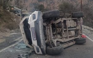 चमोली: औली घूमकर लौट रहे देहरादून के छात्रों की स्कॉर्पियो