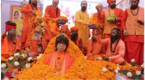 जापानी संत आदित्यानंद पुरी बने निरंजनी अखाड़े के महामंडलेश्वर -