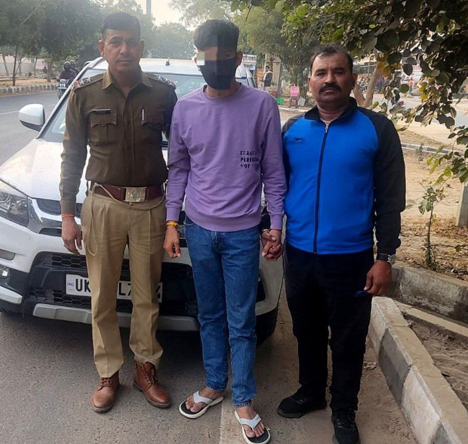 तेज रफ्तार वाहन से महिला को टक्कर मारने वाला आरोपी