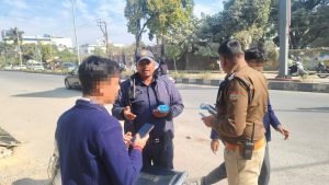 दून पुलिस का ट्रैफिक नियम तोड़ने वालों पर एक्शन, 481